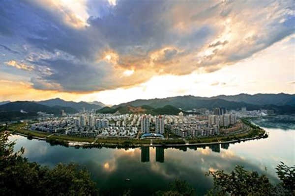 空氣質(zhì)量實(shí)時監(jiān)測兩種方法的比較！